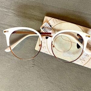 URBAN OUTFITTERS SUNGLASSES